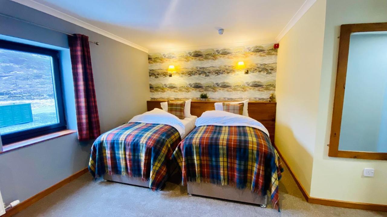 Aultguish Inn Garve Esterno foto