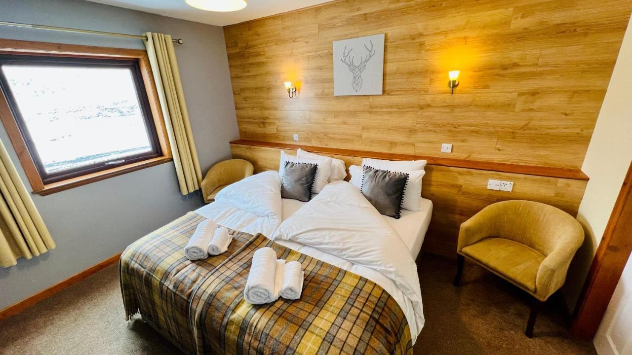 Aultguish Inn Garve Esterno foto