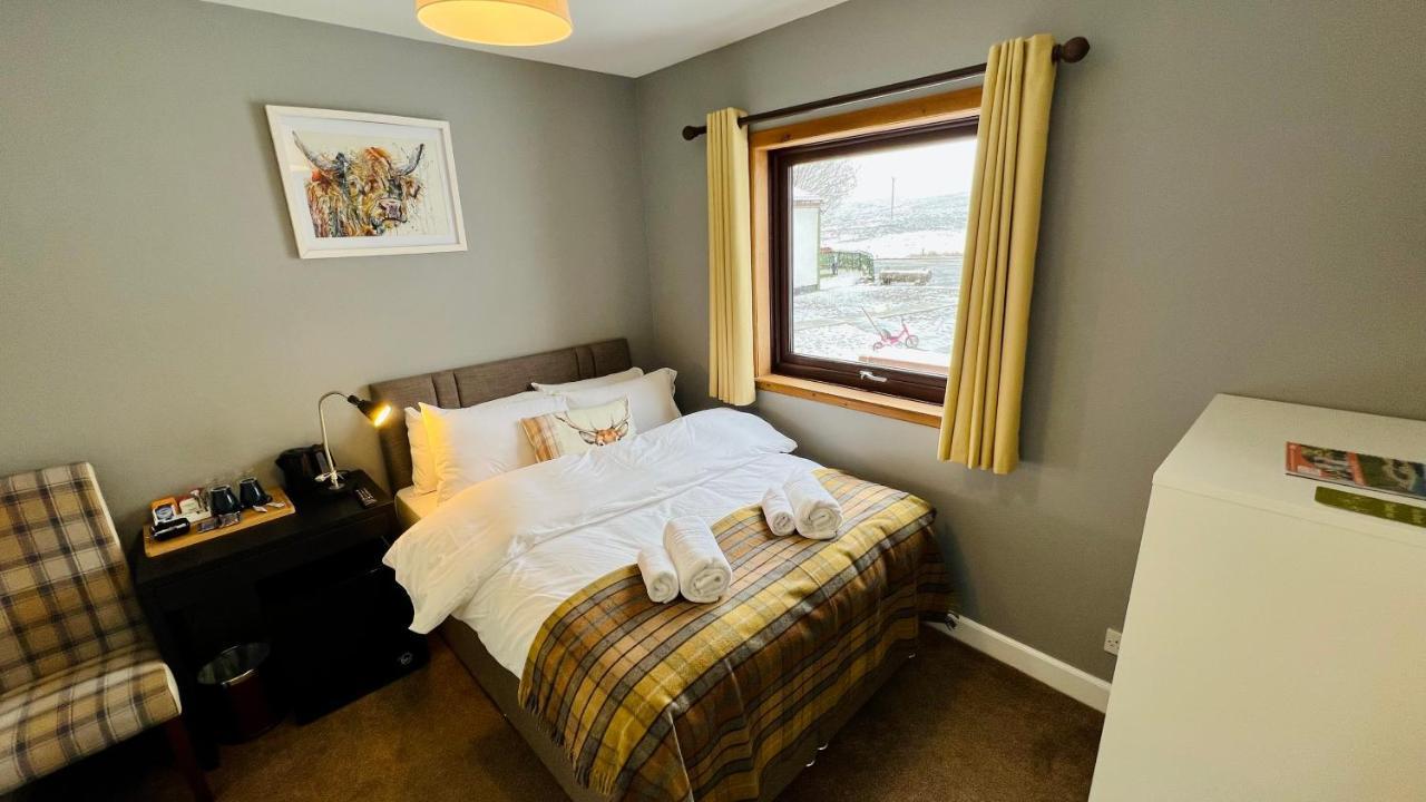 Aultguish Inn Garve Esterno foto